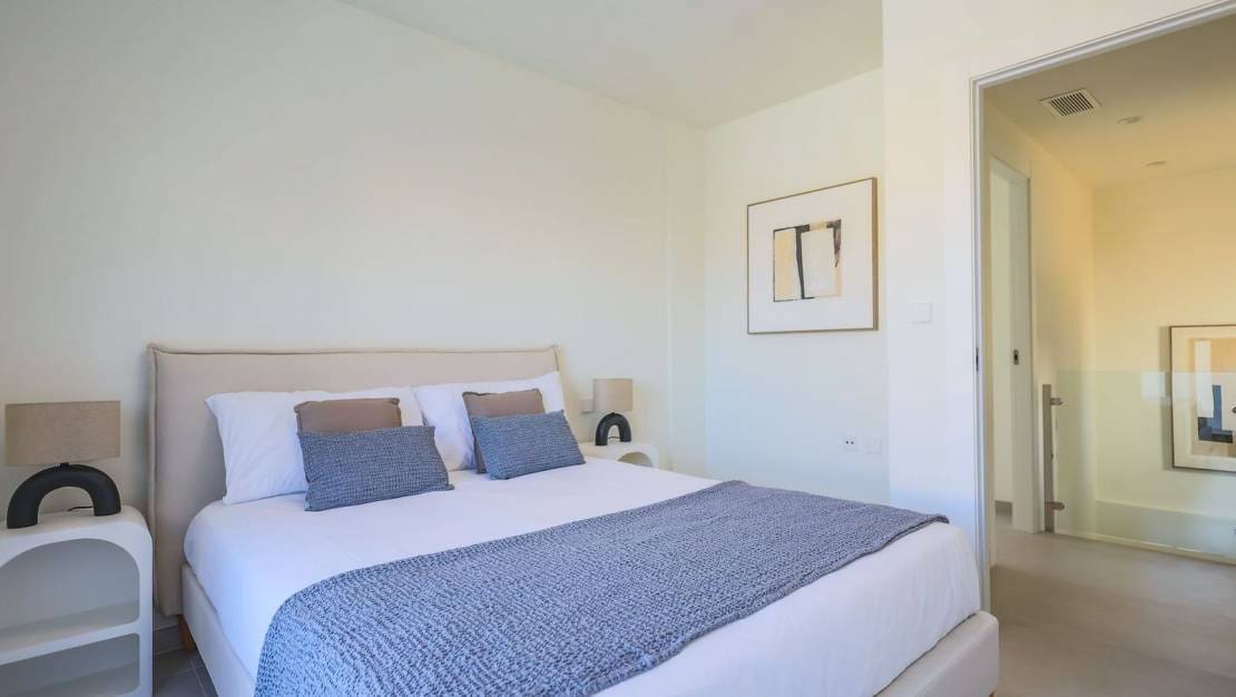 3 soveværelse Villa til salg i Campoamor med swimmingpool - € 590.000 (Ref: 9611975)