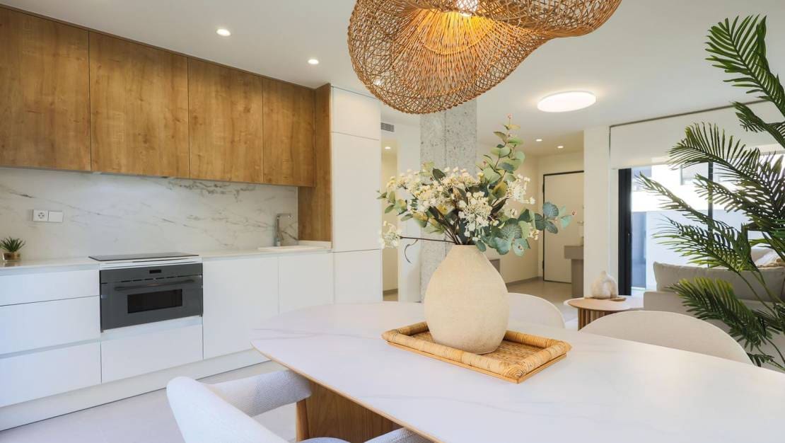 3 soveværelse Villa til salg i Campoamor med swimmingpool - € 590.000 (Ref: 9611975)