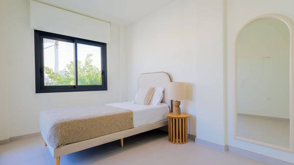 3 soveværelse Villa til salg i Campoamor med swimmingpool - € 590.000 (Ref: 9611975)