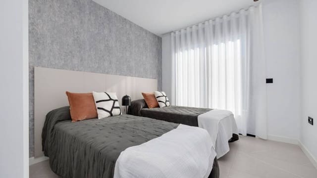 3 chambre Villa/Maison à vendre à Aguas Nuevas, Torrevieja avec piscine garage - 595 000 € (Ref: 9622903)