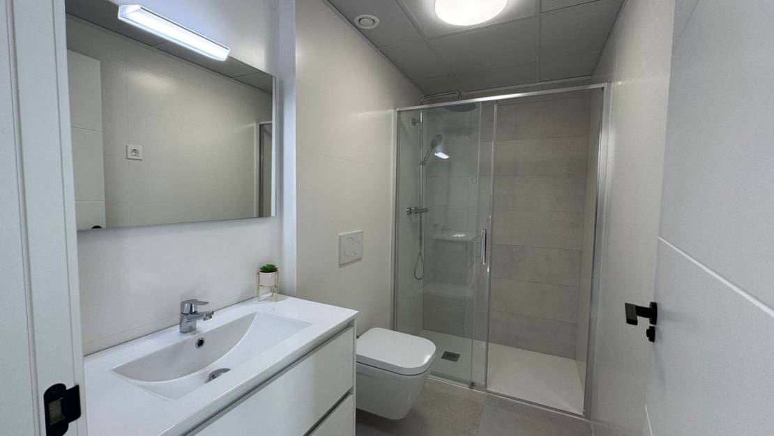 2 soverom Villa til salgs i Roldan med svømmebasseng - € 299 900 (Ref: 9628147)