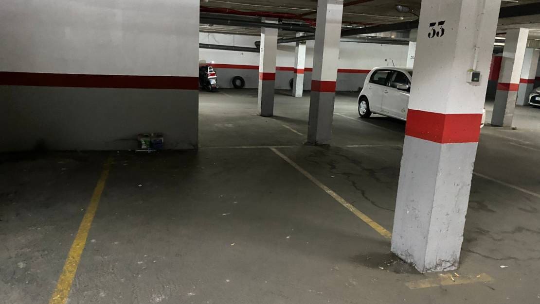 Garage zu vermieten in Orihuela Costa - 100 € (Ref: 9645549)