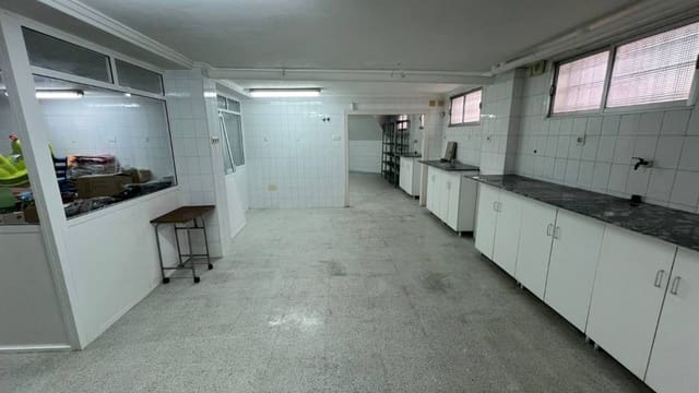 1 bedroom Commercial for rent in San Miguel de Salinas - € 2,500 (Ref: 9720431)