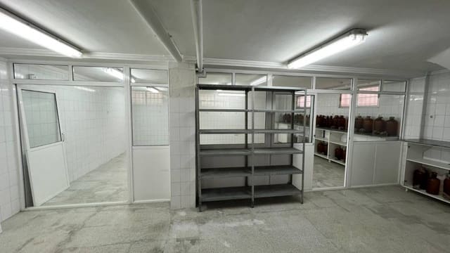 1 bedroom Commercial for rent in San Miguel de Salinas - € 2,500 (Ref: 9720431)