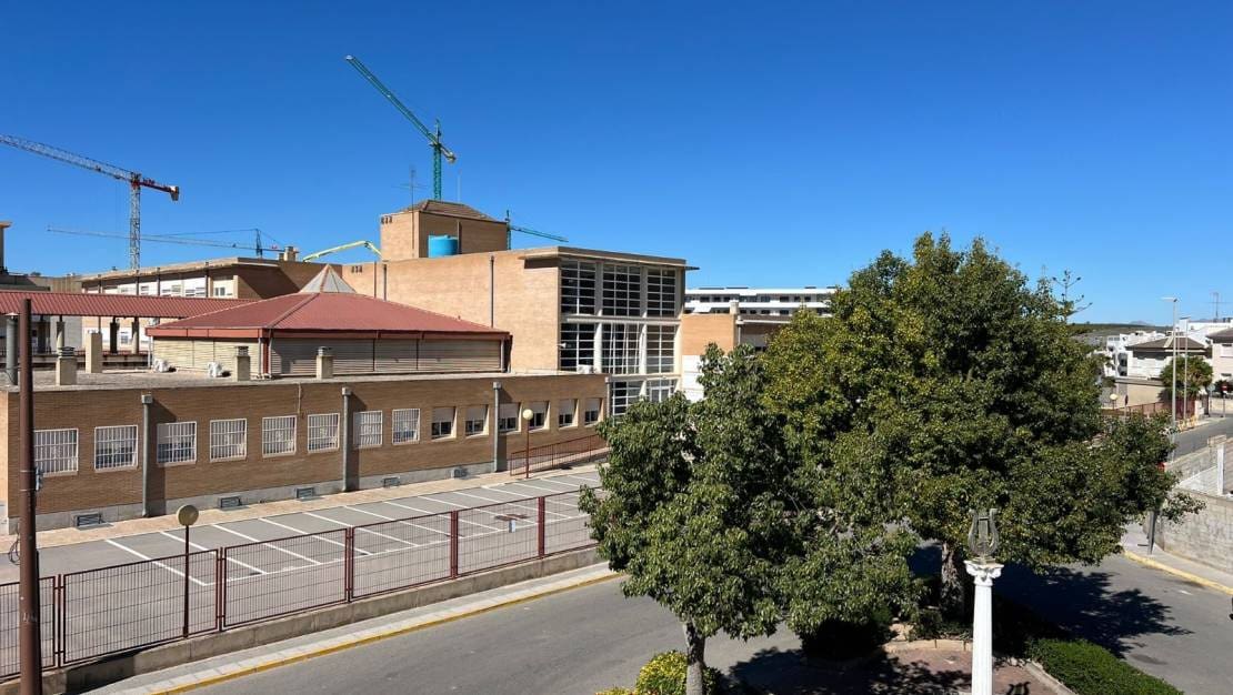 1 bedroom Commercial for rent in San Miguel de Salinas - € 2,500 (Ref: 9720431)
