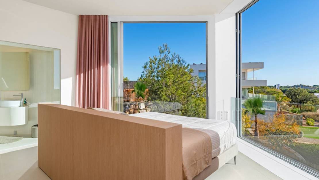 3 soverom Villa til salgs i Las Colinas Golf med svømmebasseng garasje - € 2 365 000 (Ref: 9757601)