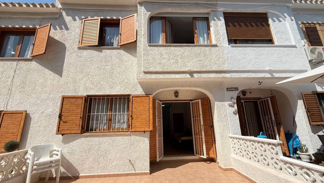 3 soveværelse Lejlighed til salg i Orihuela Costa - € 289.000 (Ref: 9941259)