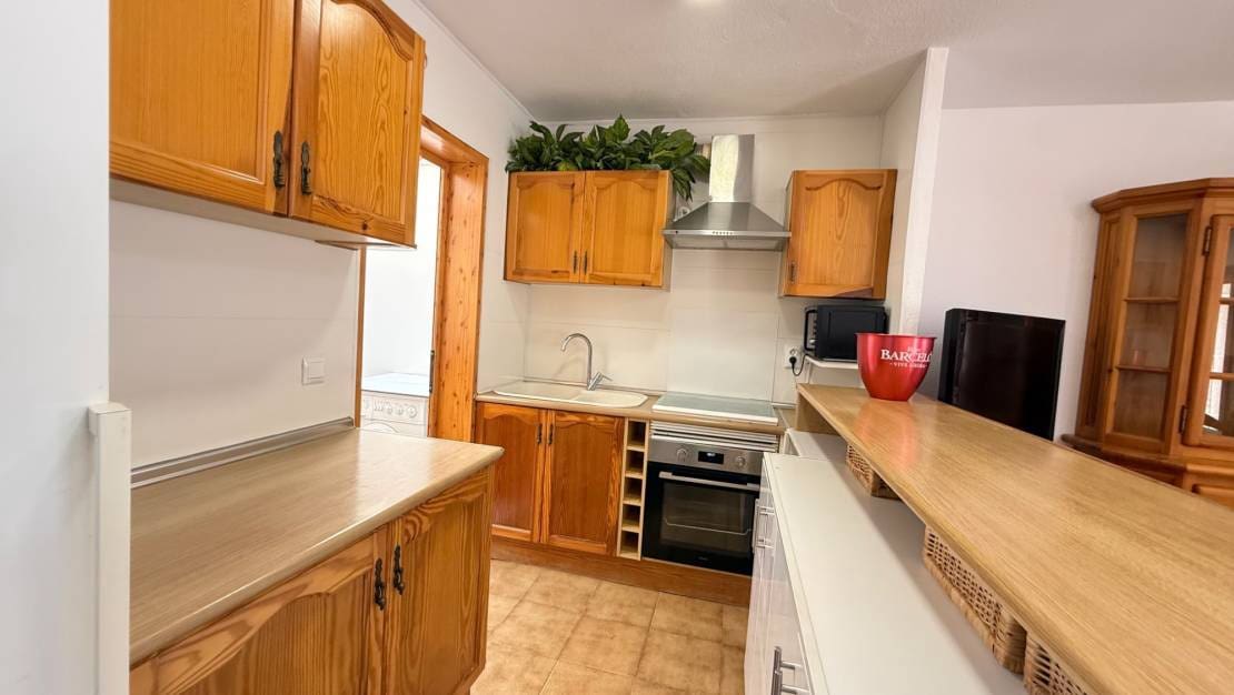 2 bedroom Apartment for sale in Orihuela Costa with garage - € 249,000 (Ref: 9941260)