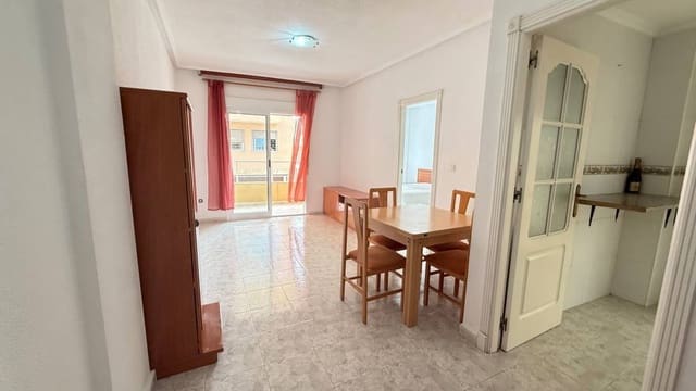 Apartamento de 2 habitaciones en San Miguel de Salinas en venta con piscina garaje - 145.000 € (Ref: 9968906)