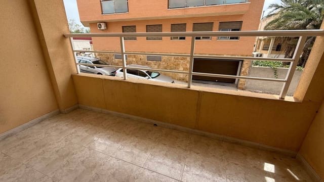 Apartamento de 2 habitaciones en San Miguel de Salinas en venta con piscina garaje - 145.000 € (Ref: 9968906)