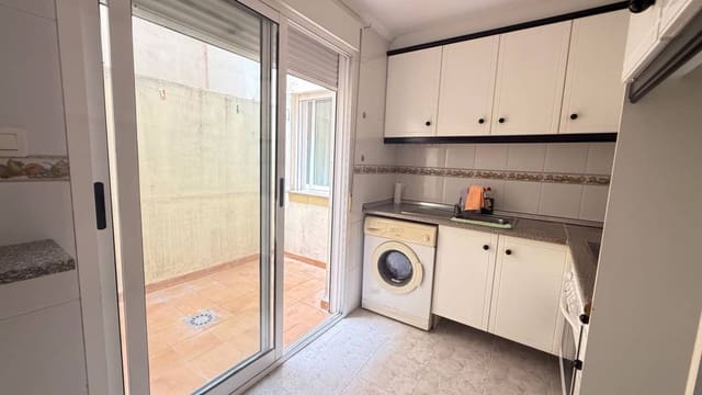 Apartamento de 2 habitaciones en San Miguel de Salinas en venta con piscina garaje - 145.000 € (Ref: 9968906)