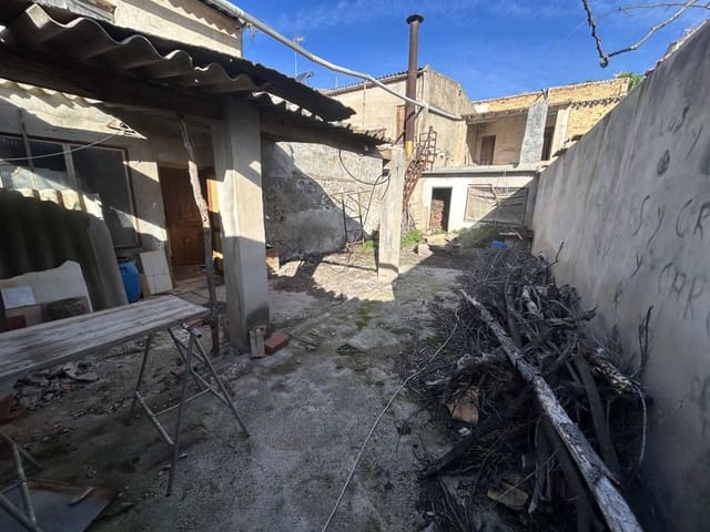 Casa de 7 habitaciones en Hondón de los Frailes en venta - 211.000 € (Ref: 10014171)