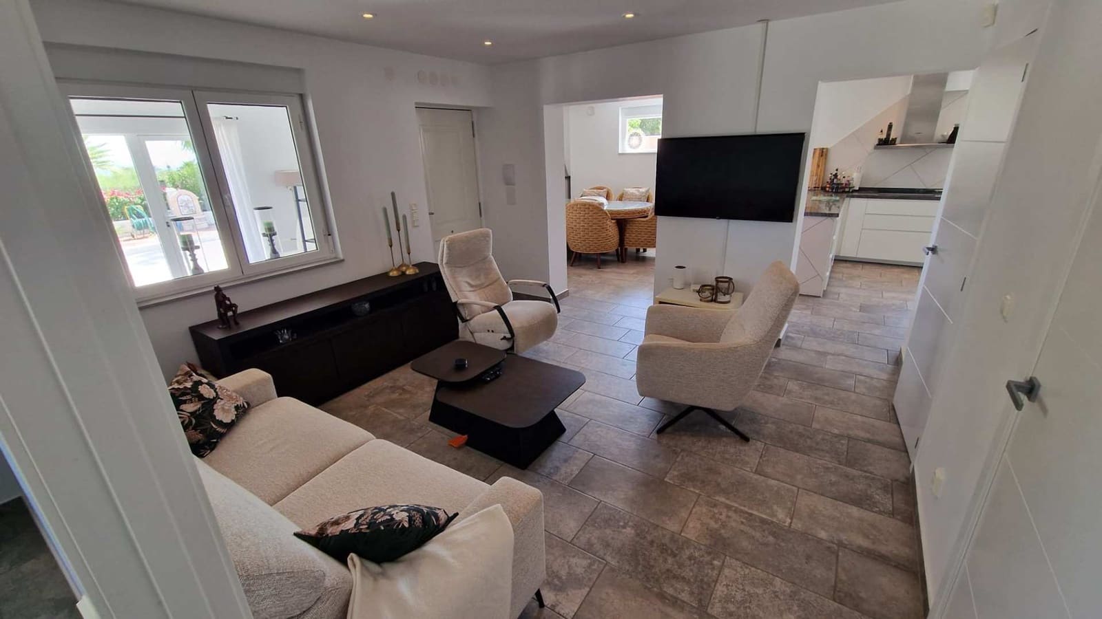 Villa til salgs i Albatera med svømmebasseng garasje - € 529 500 (Ref: 10051963)