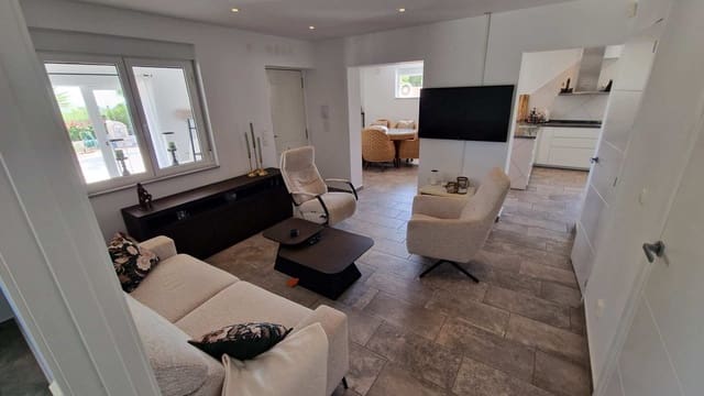 Villa til salgs i Albatera med svømmebasseng garasje - € 529 500 (Ref: 10051963)