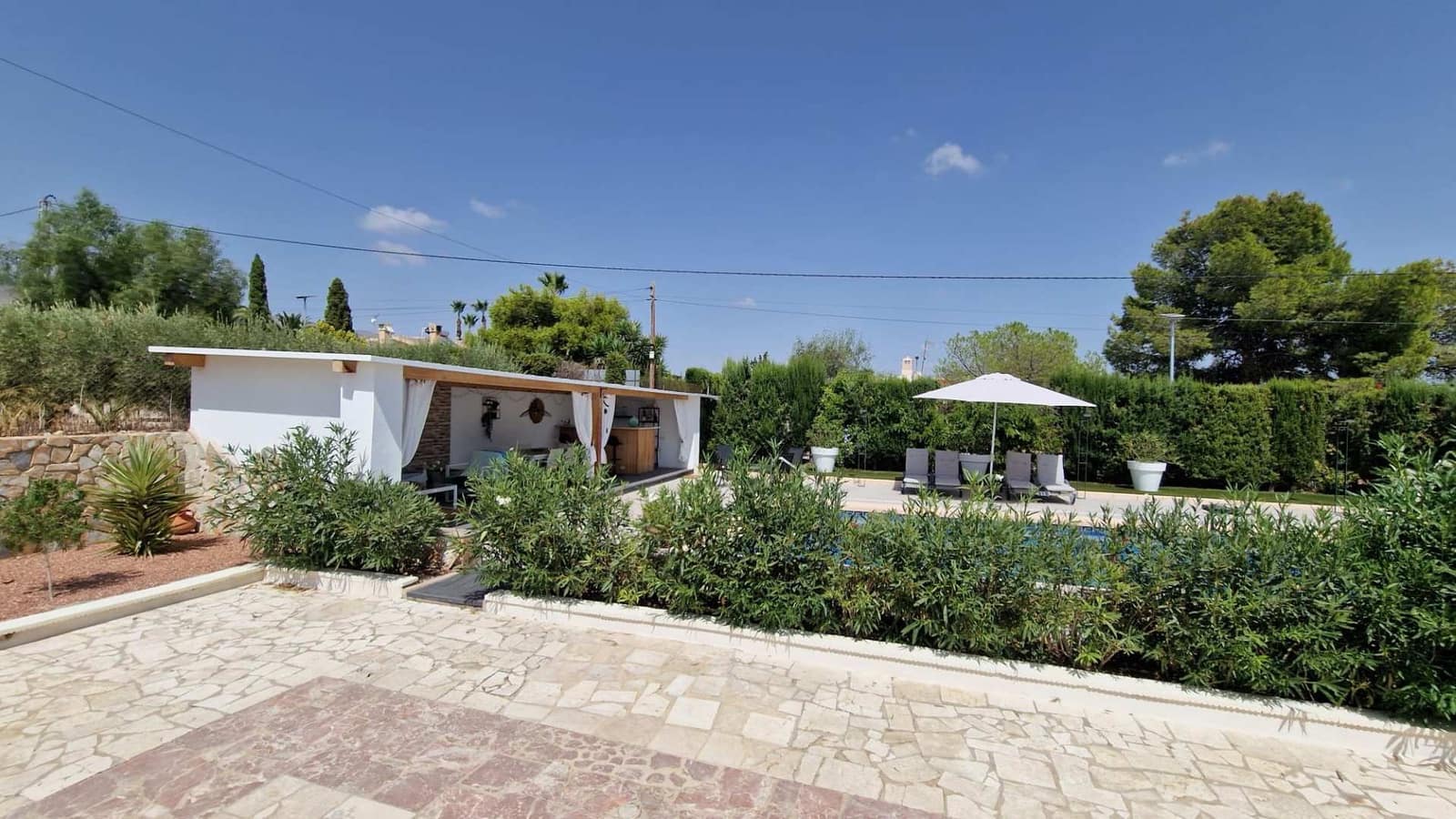 Villa til salgs i Albatera med svømmebasseng garasje - € 529 500 (Ref: 10051963)