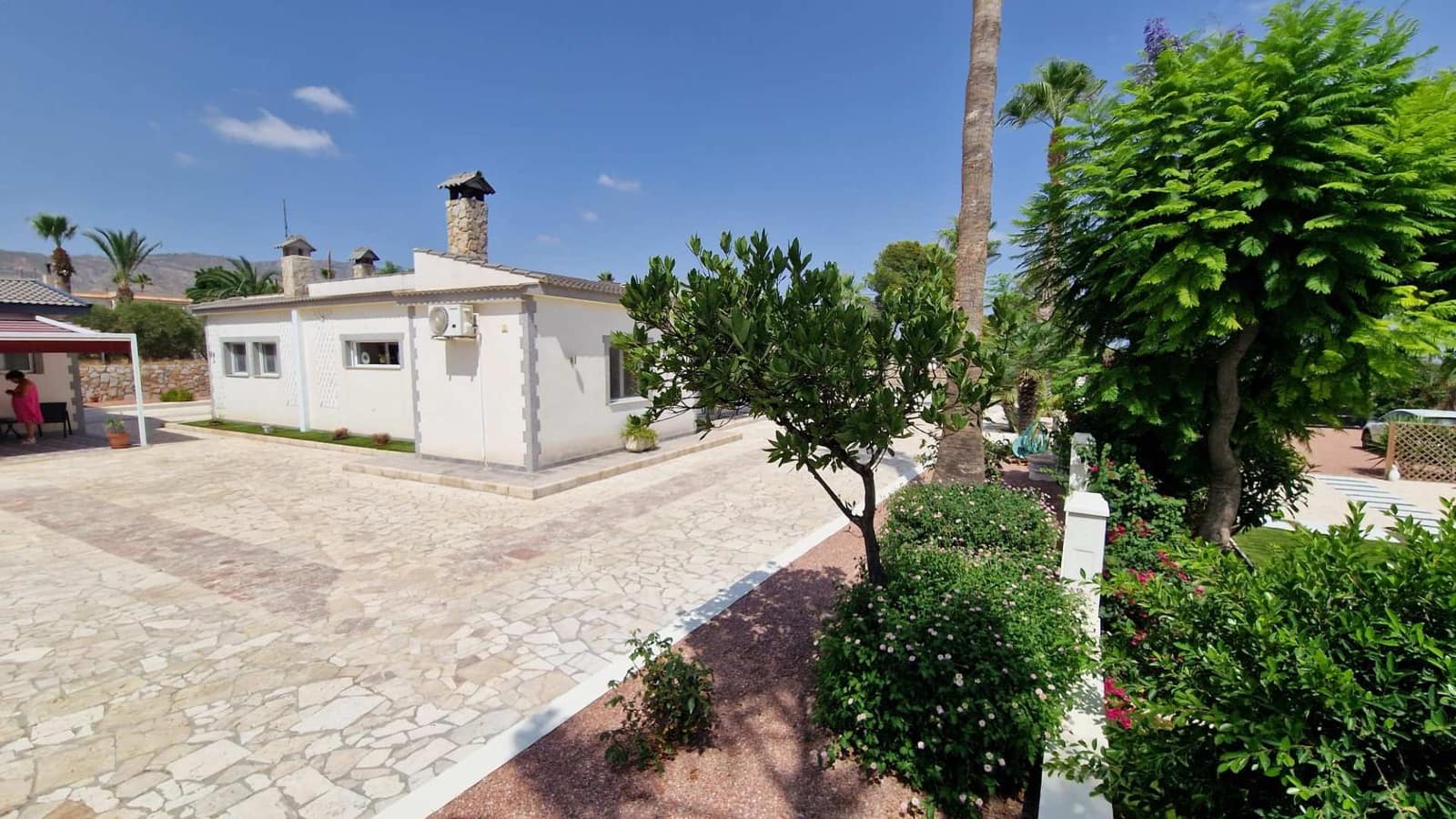 Villa til salgs i Albatera med svømmebasseng garasje - € 529 500 (Ref: 10051963)