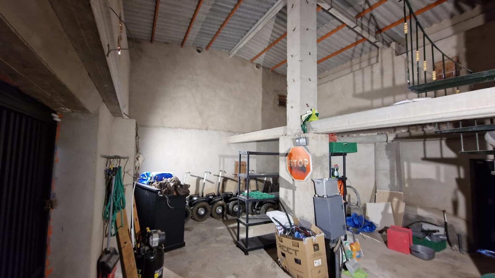 Maalaistalo myytävänä paikassa Hondon de las Nieves - 99 950 € (Ref: 10091416)