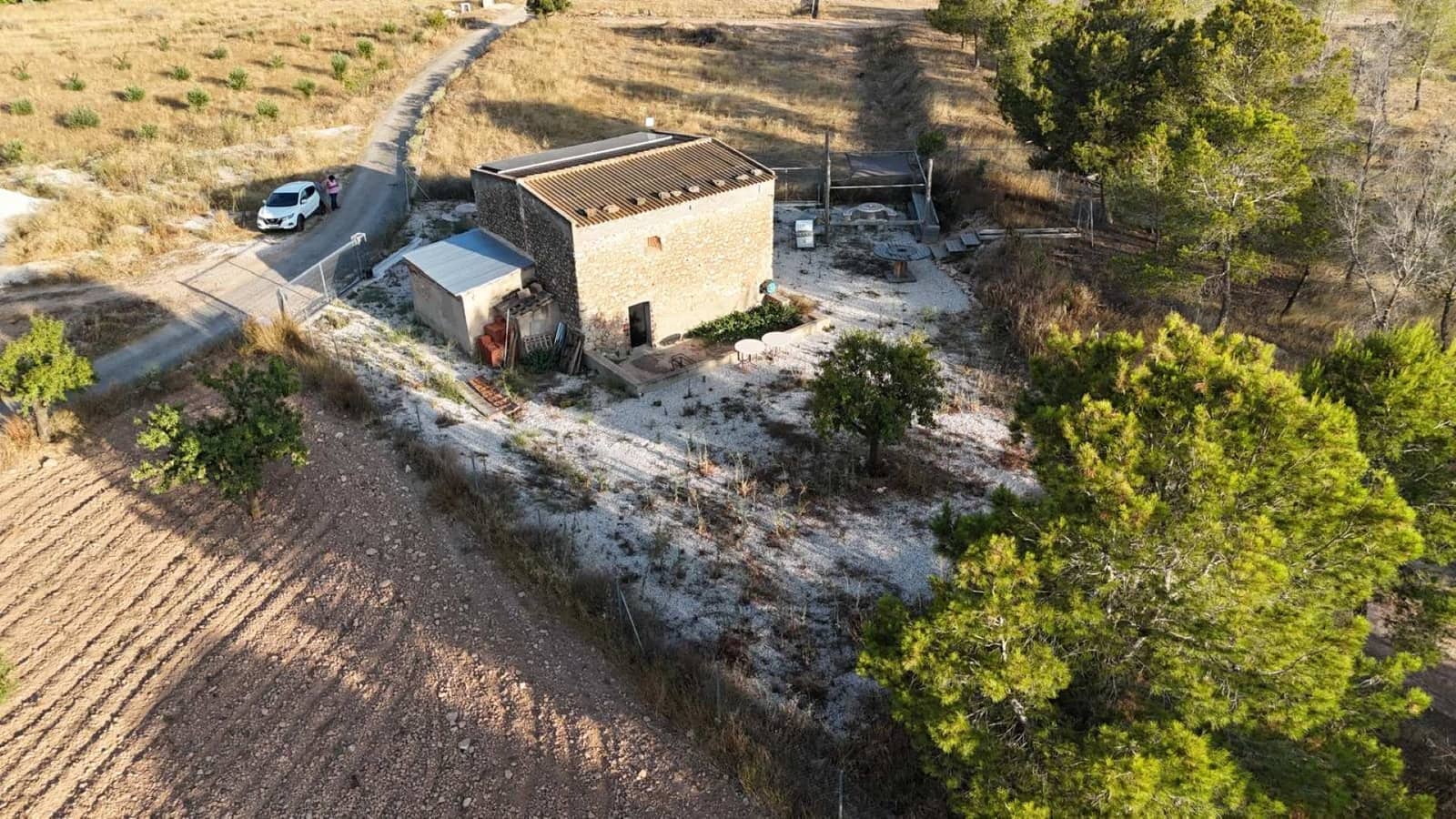 Maalaistalo myytävänä paikassa Hondon de las Nieves - 99 950 € (Ref: 10091416)