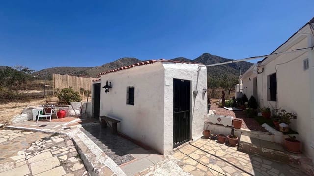 3 sypialnia Finka/Dom wiejski na sprzedaż w L'Algueña / Alguenya z basenem - 220 000 € (Ref: 10155409)