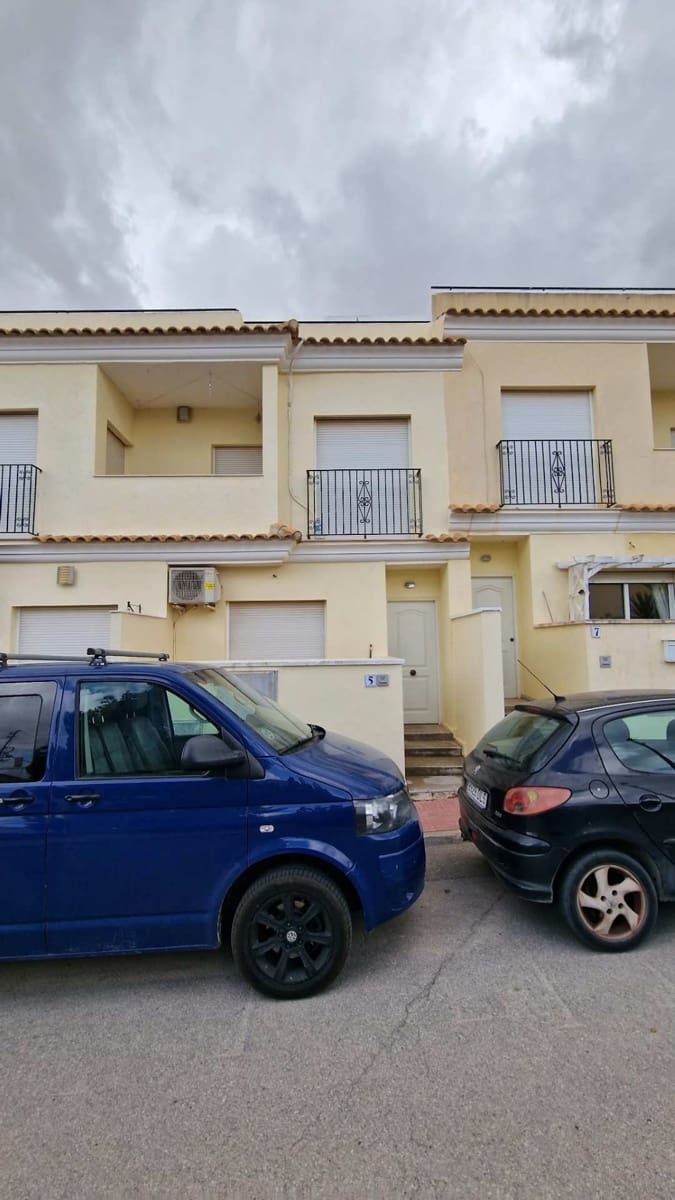 2 soveværelse Byhus til salg i Hondon de los Frailes - € 114.950 (Ref: 10163244)