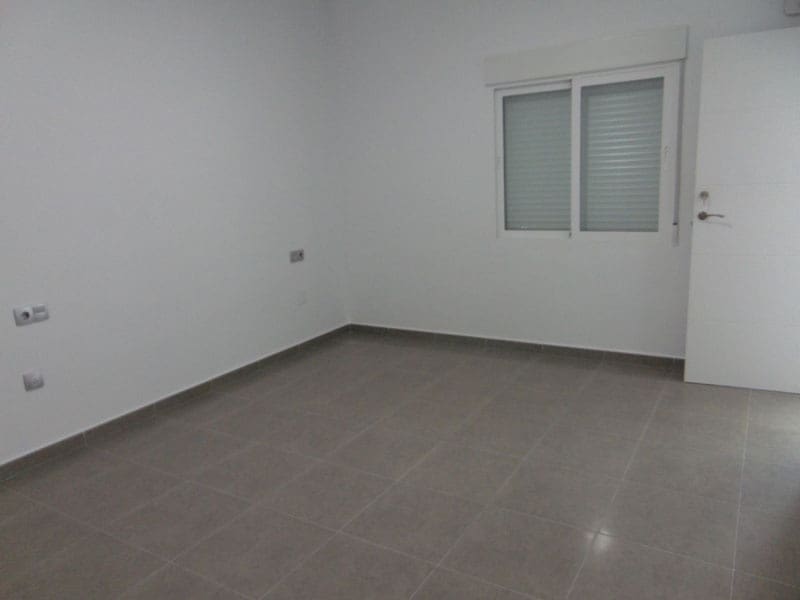 9 sovrum Villa till salu i Fortuna med pool - 340 000 € (Ref: 5821135)