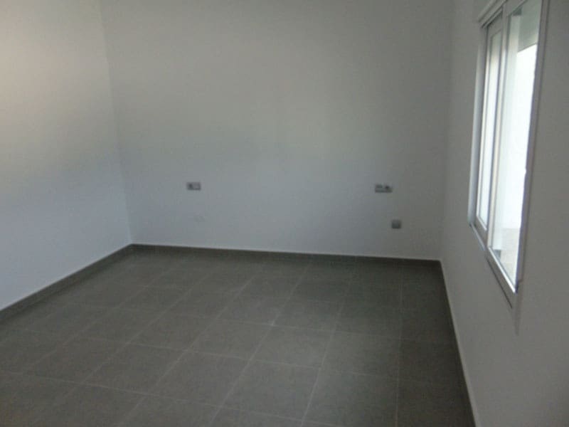 9 sovrum Villa till salu i Fortuna med pool - 340 000 € (Ref: 5821135)