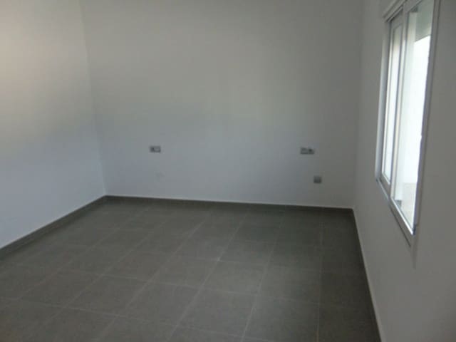 9 sovrum Villa till salu i Fortuna med pool - 340 000 € (Ref: 5821135)