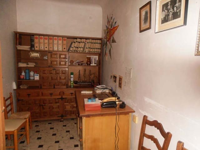 4 bedroom Commercial for sale in Hondón de los Frailes - € 135,000 (Ref: 6973842)