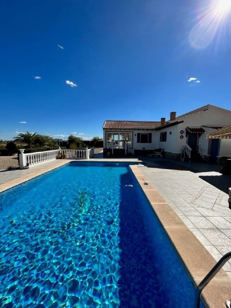 4 bedroom Villa for sale in Abanilla with pool - € 449,000 (Ref: 7124397)