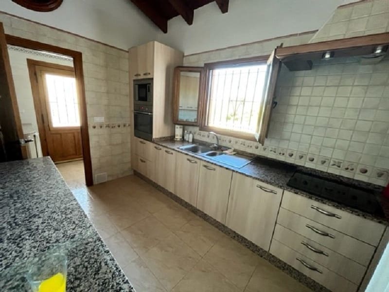 4 bedroom Villa for sale in Abanilla with pool - € 449,000 (Ref: 7124397)