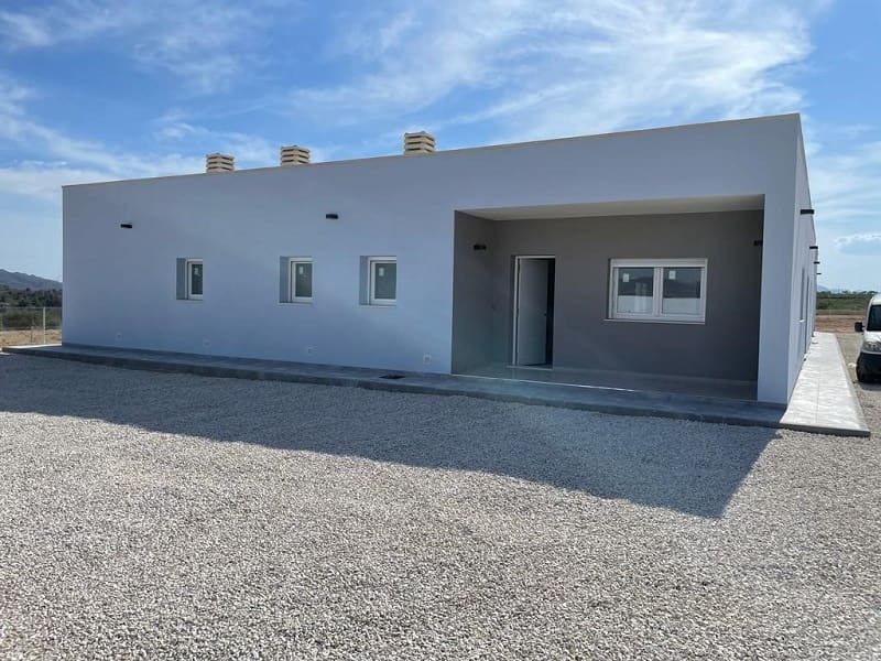 3 soveværelse Villa til salg i Macisvenda med swimmingpool - € 380.000 (Ref: 8315478)