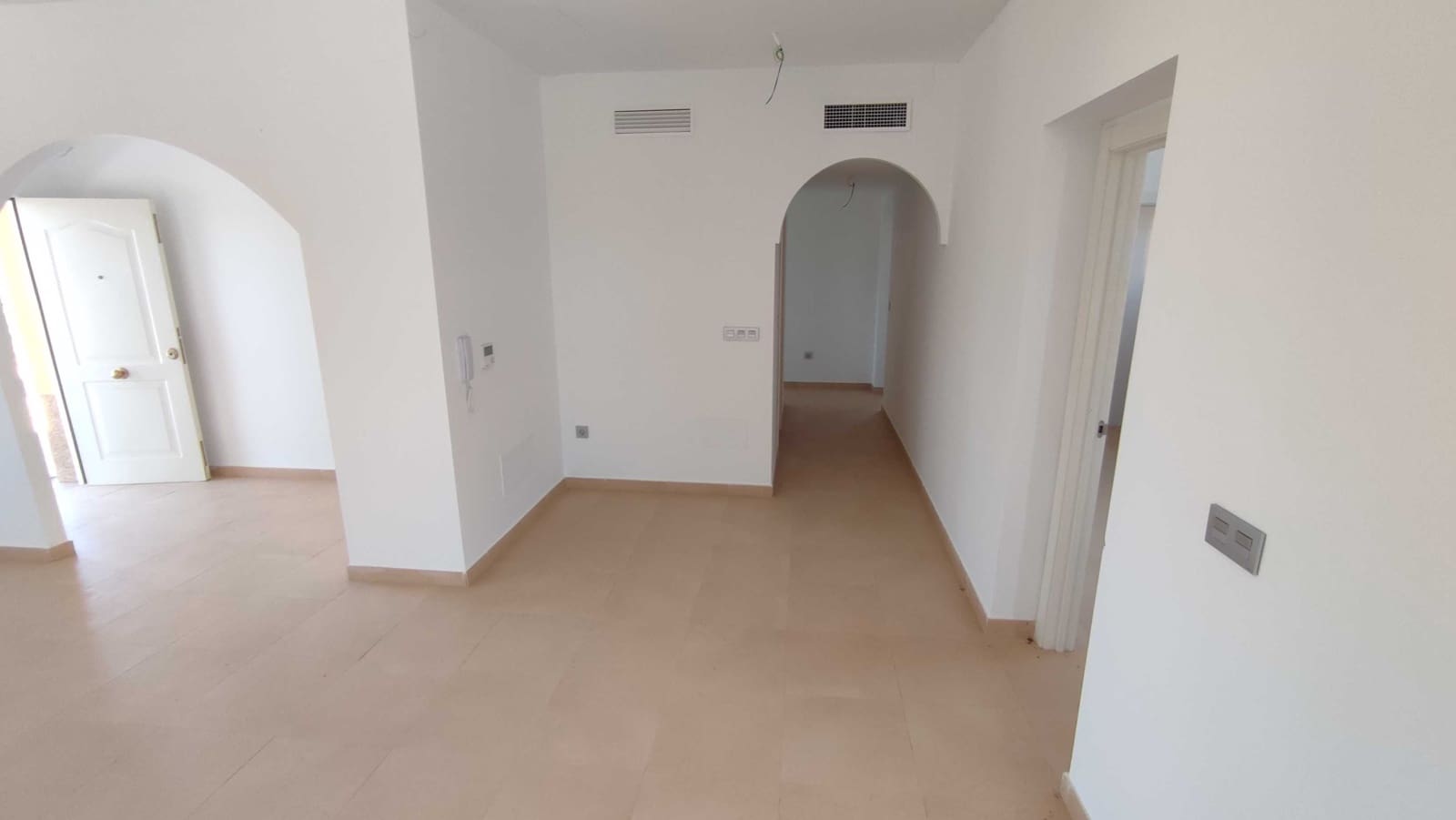 3 sypialnia Willa na sprzedaż w Fortuna z basenem garażem - 250 000 € (Ref: 8520587)