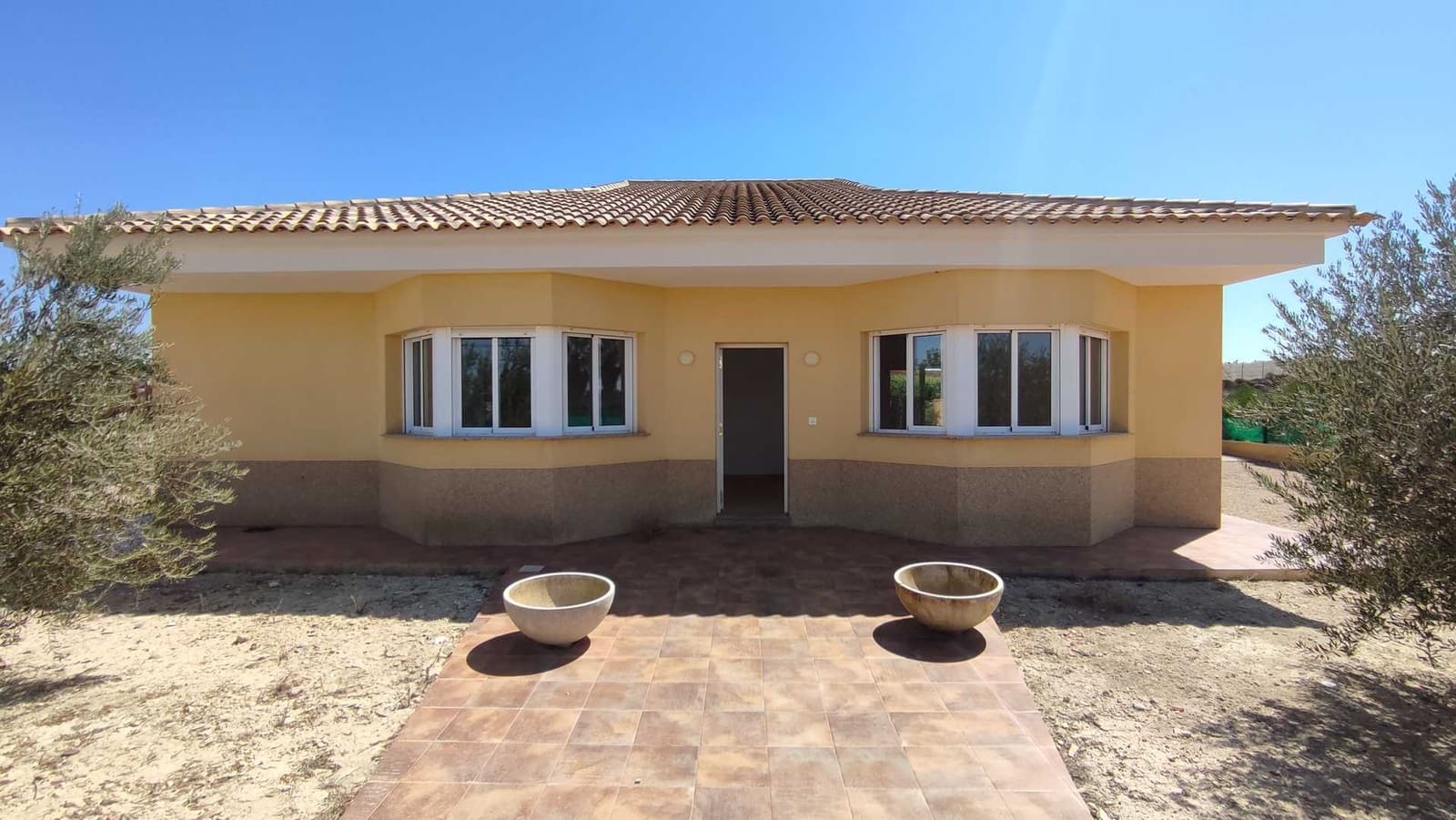 3 sypialnia Willa na sprzedaż w Fortuna z basenem garażem - 250 000 € (Ref: 8520587)