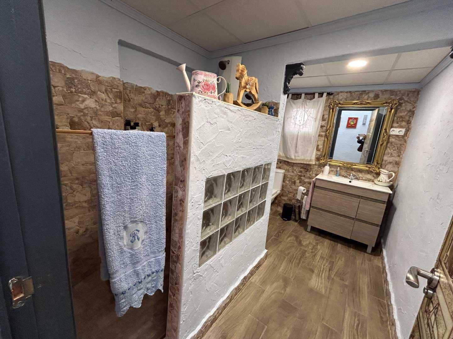 5 quarto Quinta/Casa Rural para venda em Alicante cidade com piscina - 280 000 € (Ref: 8664371)