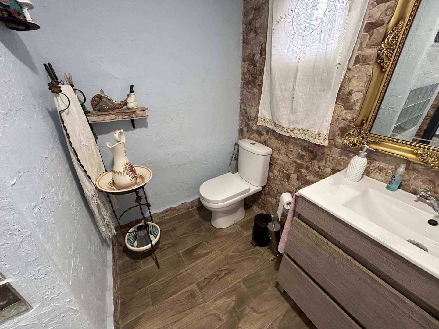 5 quarto Quinta/Casa Rural para venda em Alicante cidade com piscina - 280 000 € (Ref: 8664371)