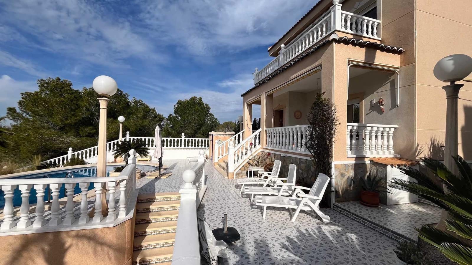 3 bedroom Villa for sale in Ciudad Quesada with pool garage - € 699,950 (Ref: 8700084)