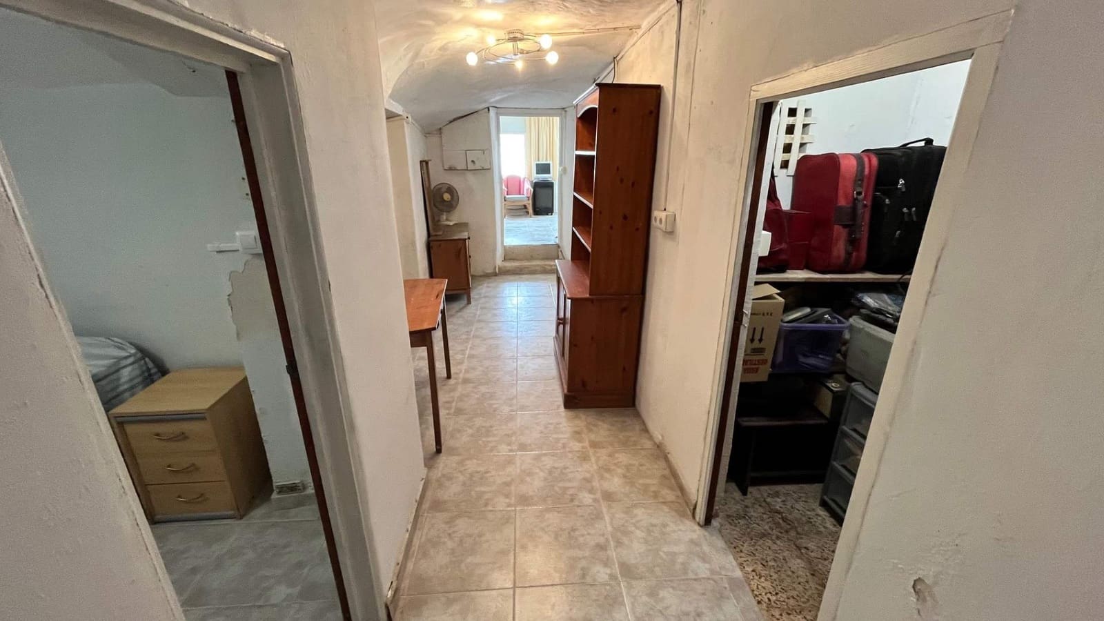 6 soveværelse Hulehus til salg i L'Alguena / Alguenya med swimmingpool - € 135.000 (Ref: 8878651)