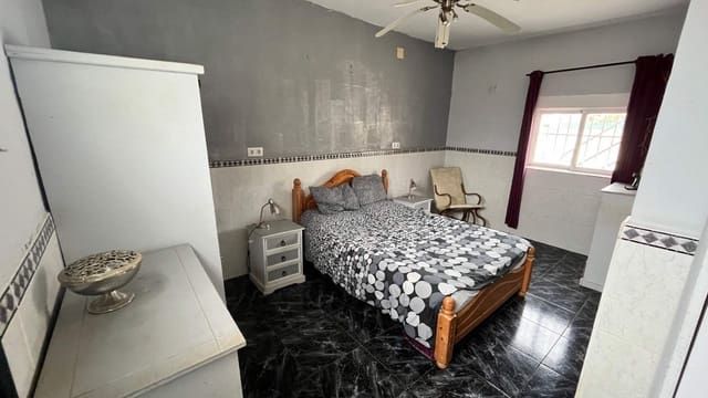 6 quarto Casa de Caverna para venda em L'Algueña / Alguenya com piscina - 135 000 € (Ref: 8878651)