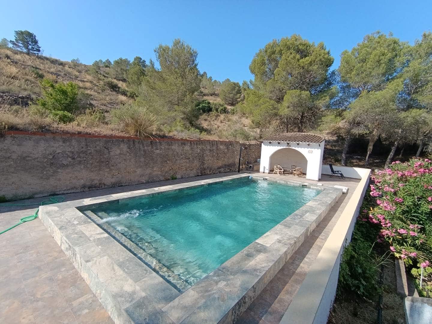 3 bedroom Villa for sale in Hondon de las Nieves with pool - € 345,000 (Ref: 9093365)