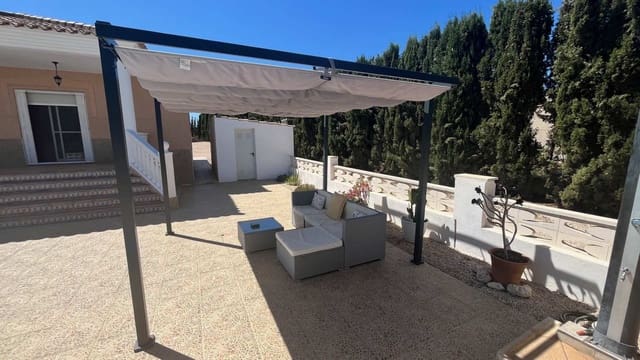 3 sypialnia Willa na sprzedaż w Fortuna z basenem garażem - 235 000 € (Ref: 9205579)