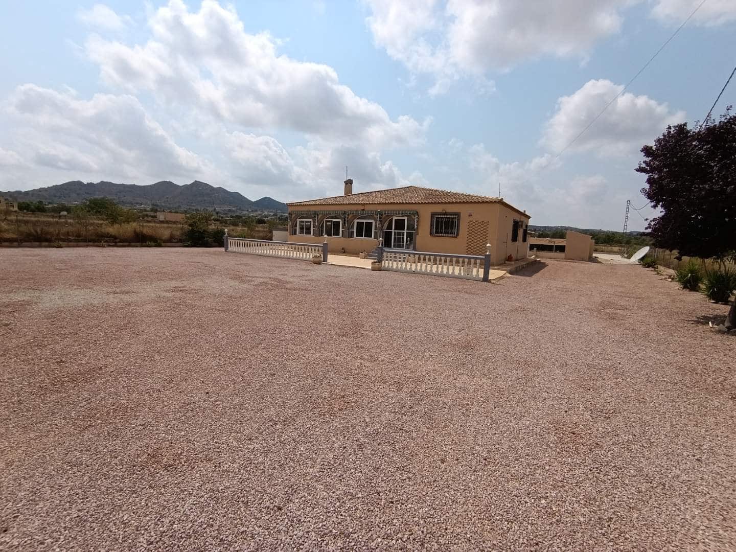 3 soveværelse Villa til salg i Hondon de los Frailes med swimmingpool garage - € 315.000 (Ref: 9207117)