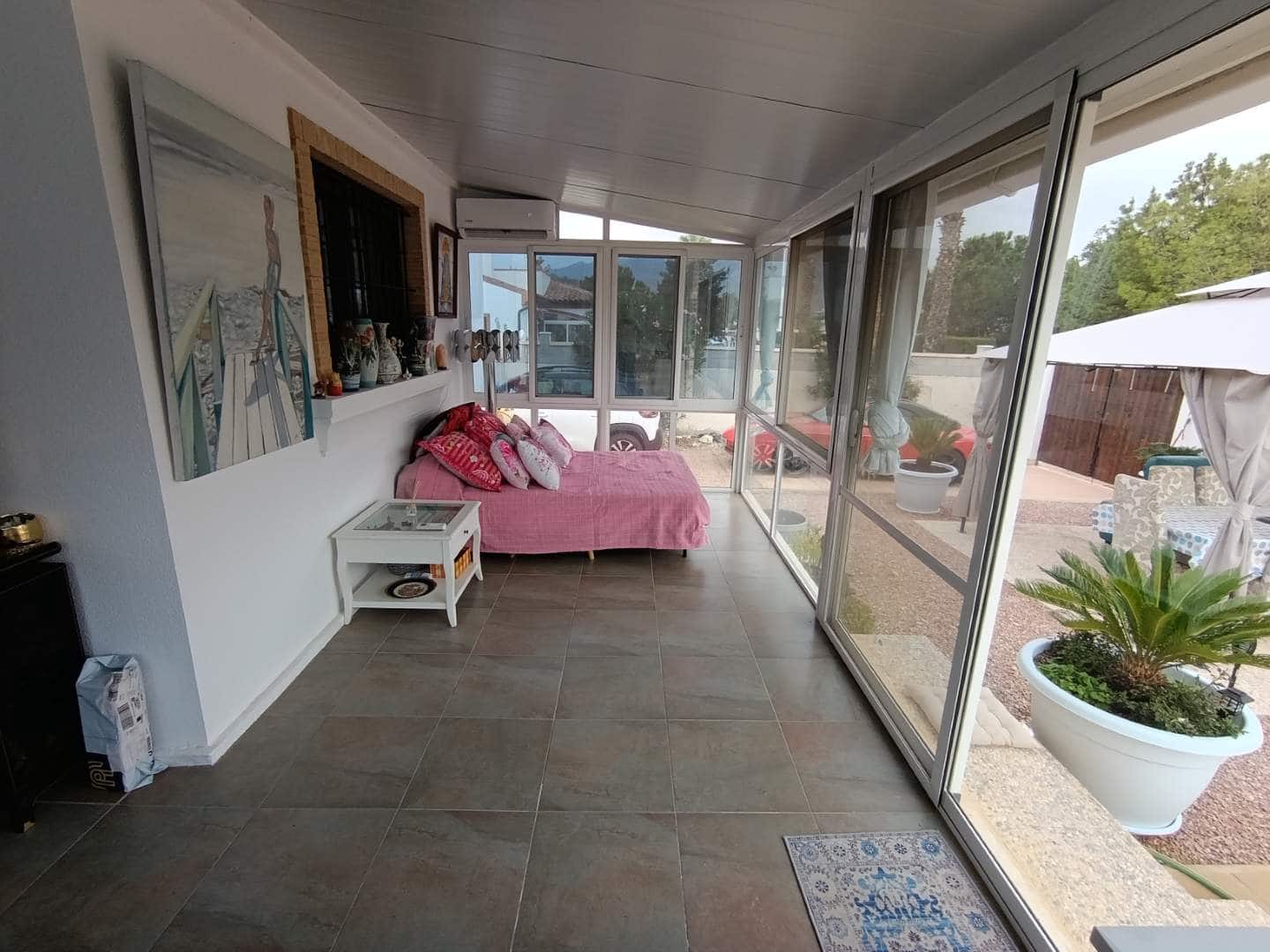 2 makuuhuone Huvila myytävänä paikassa Hondon de las Nieves mukana uima-altaan - 260 000 € (Ref: 9301812)