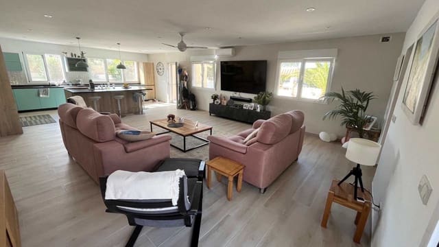 4 bedroom Villa for sale in Barbarroja, Orihuela with pool garage - € 480,000 (Ref: 9329509)