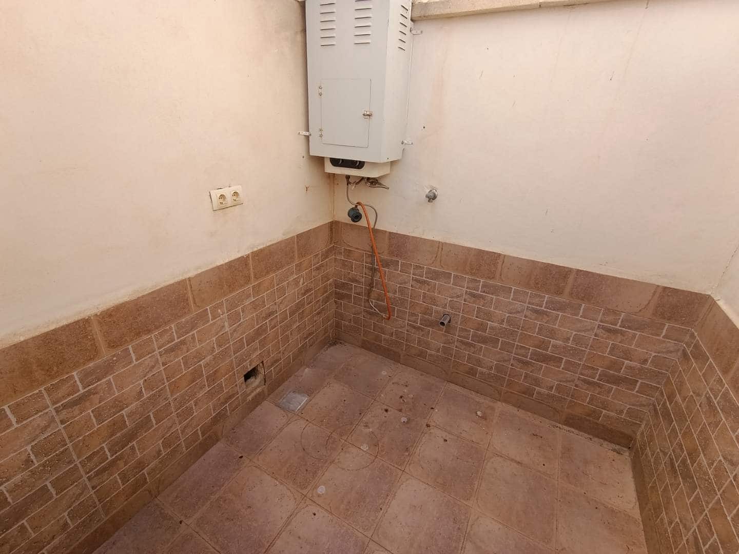 4 soveværelse Byhus til salg i Hondon de los Frailes - € 198.000 (Ref: 9377997)