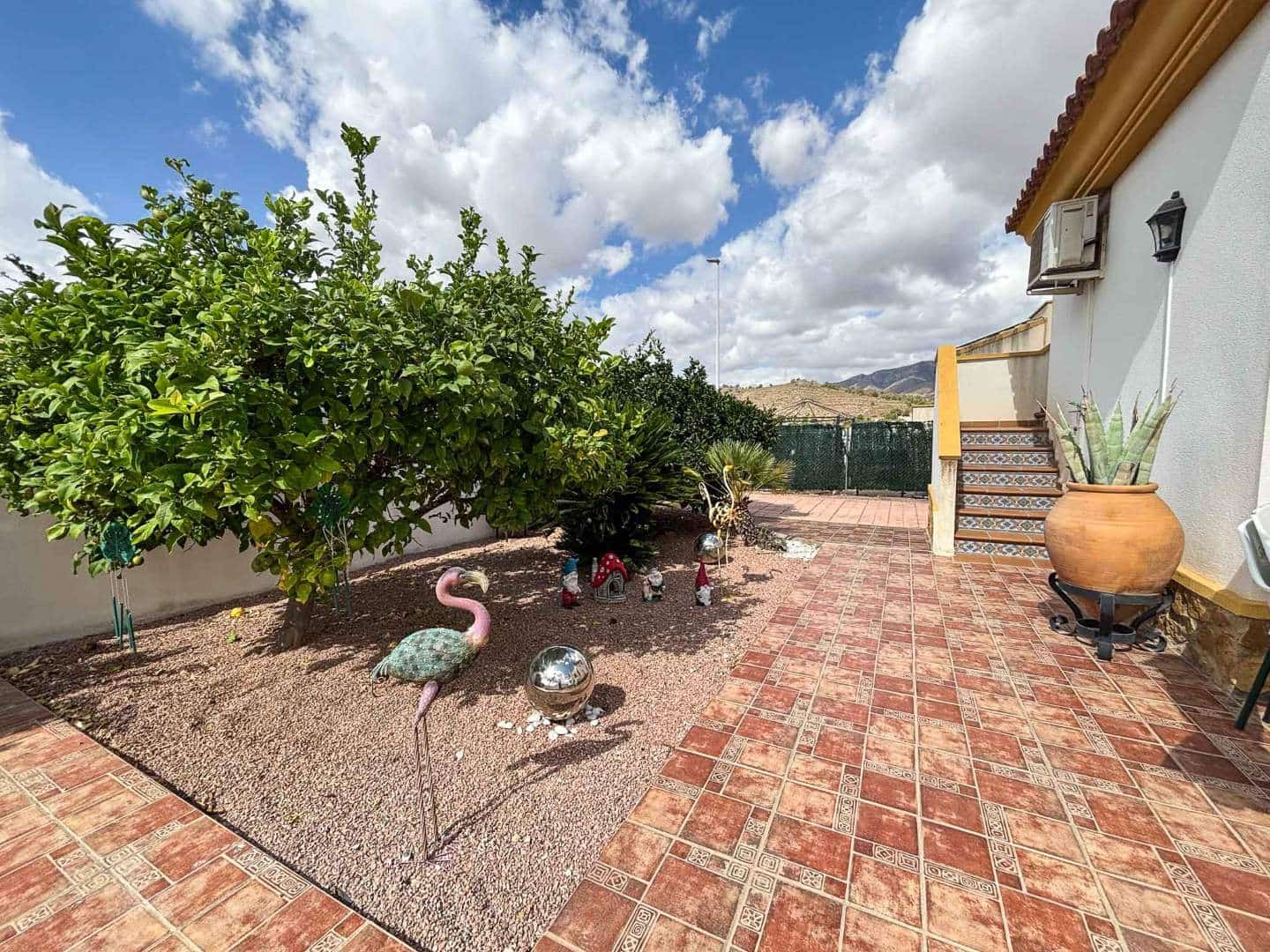 3 soveværelse Villa til salg i Hondon de las Nieves med swimmingpool - € 249.950 (Ref: 9398752)