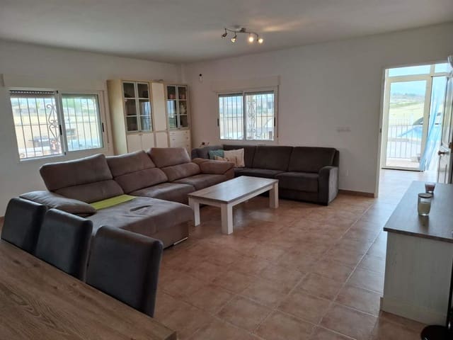 4 bedroom Villa for sale in Cañada del Trigo, Pinoso with pool - € 325,000 (Ref: 9399670)