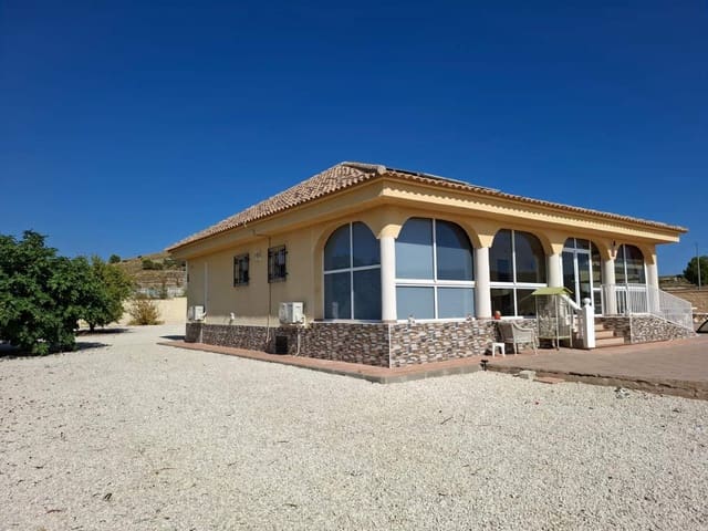 4 bedroom Villa for sale in Cañada del Trigo, Pinoso with pool - € 325,000 (Ref: 9399670)