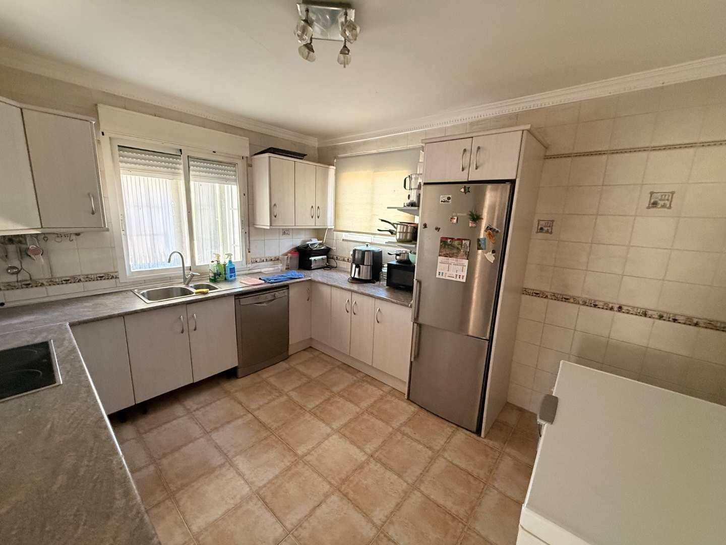 3 makuuhuone Huvila myytävänä paikassa Macisvenda mukana uima-altaan 
autotalli - 265 000 € (Ref: 9798250)