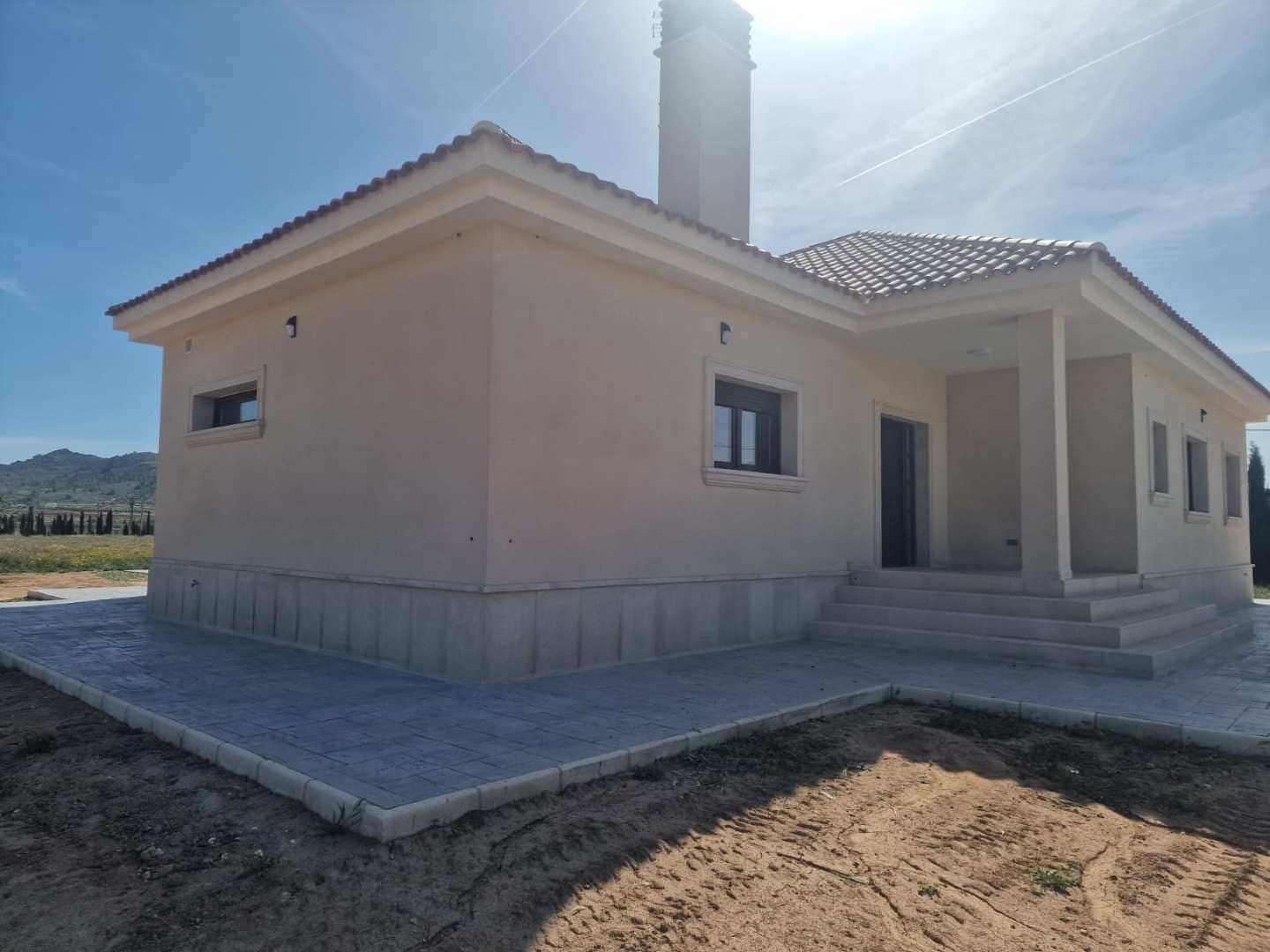 3 bedroom Villa for sale in Hondon de las Nieves with pool - € 465,000 (Ref: 9809659)