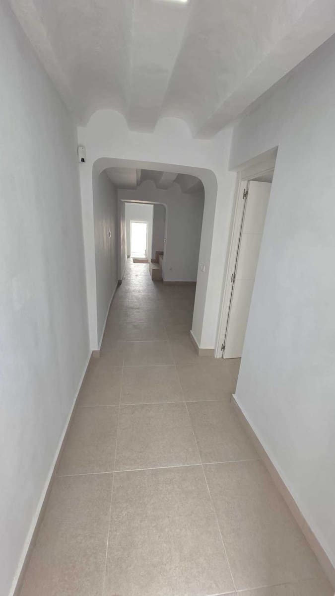 3 soverom Hus til salgs i Pinoso - € 125 999 (Ref: 9932301)
